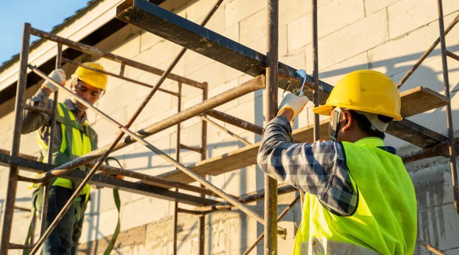 Professional fairlawn roofing services in Caspian, MI